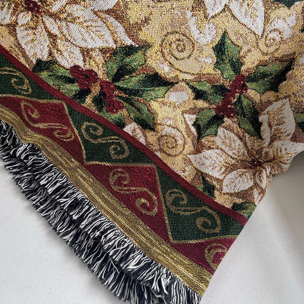 Festive Poinsettia Holiday Throw Blanket 6’ x 4’